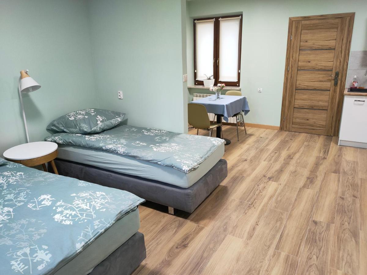 Albatros Room With Bathroom وارسو المظهر الخارجي الصورة
