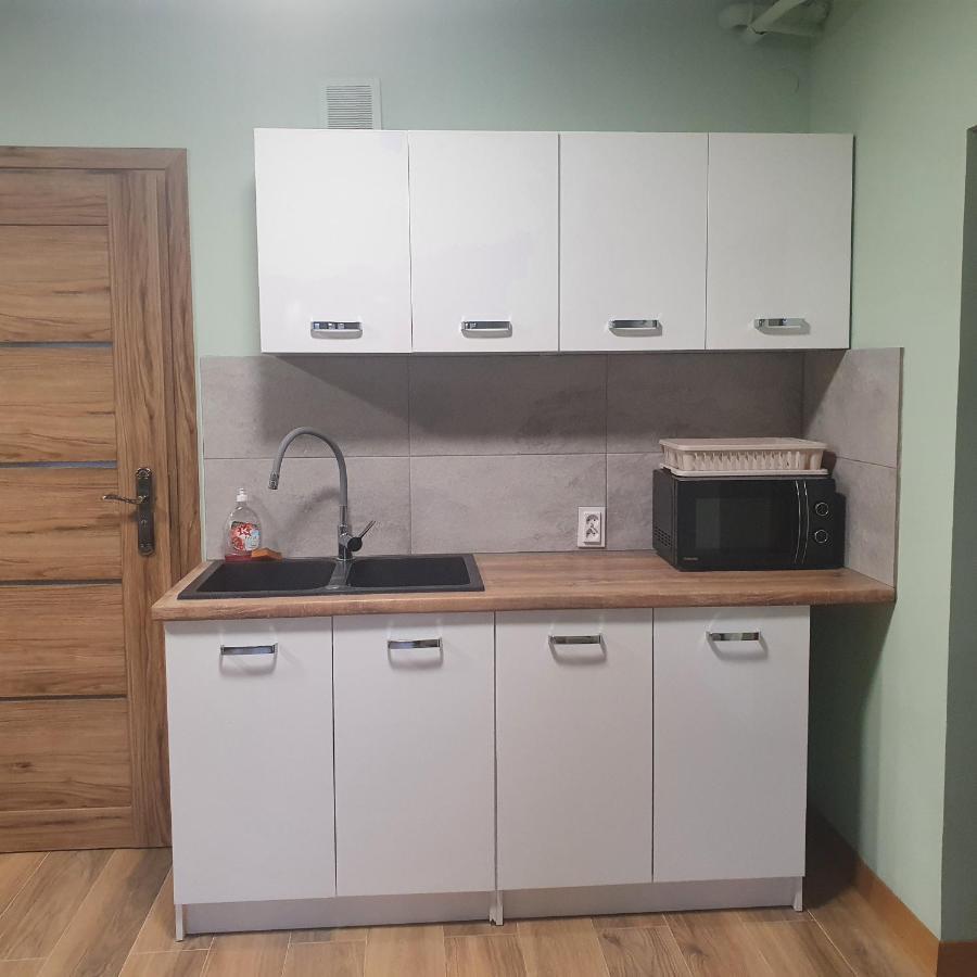 Albatros Room With Bathroom وارسو المظهر الخارجي الصورة